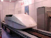 火车用什么燃料(火车用的什么燃料？)