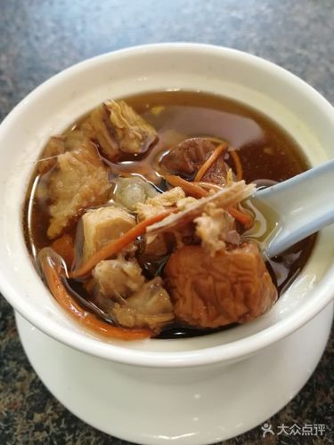 炖鸡多久能炖熟